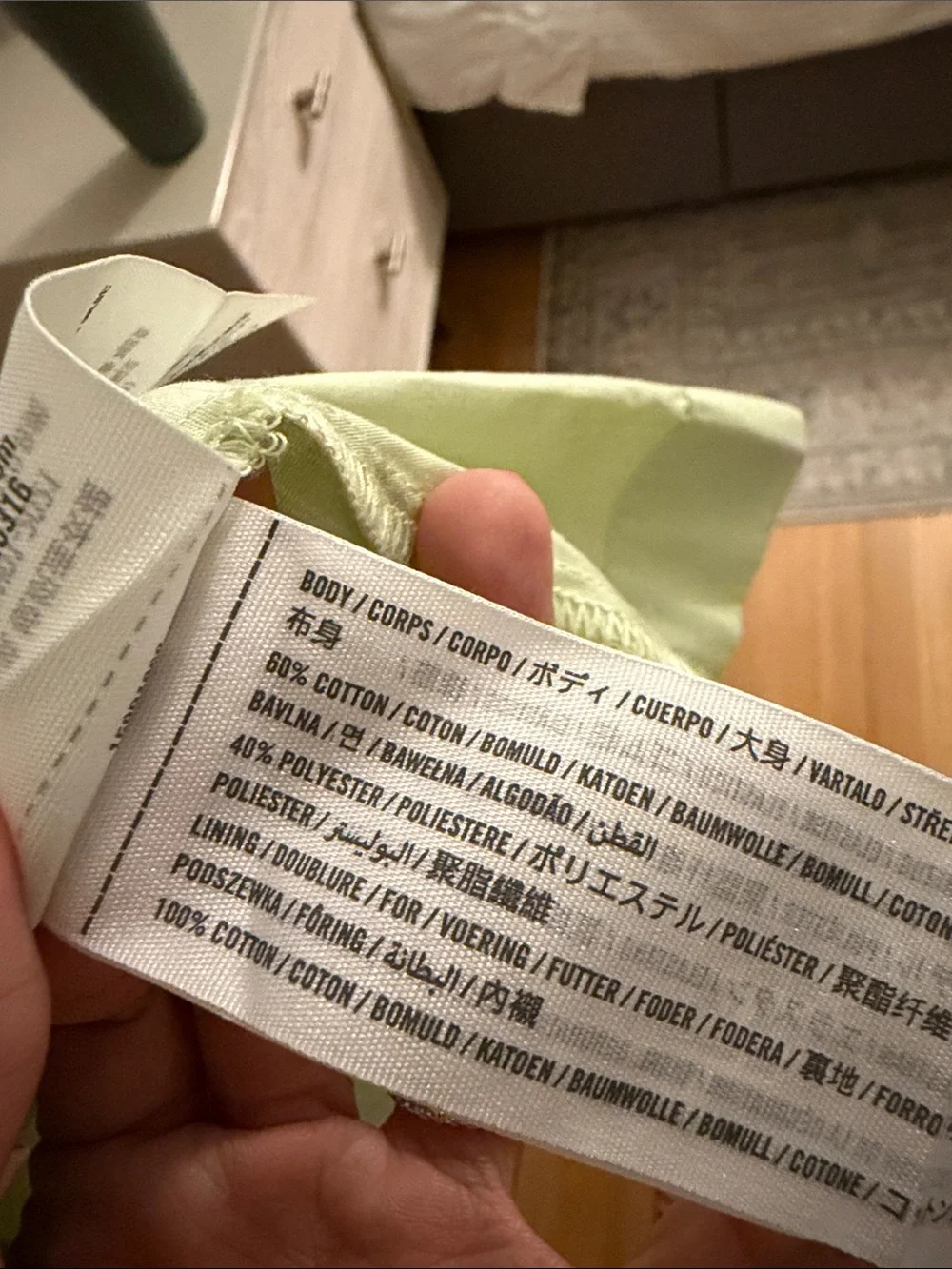 Abercrombie & Fitch light green